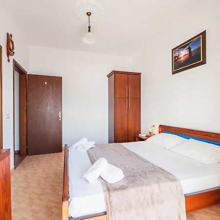 Garden Dhesara Apartmán Ksamil