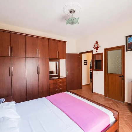 Garden Dhesara Apartmán