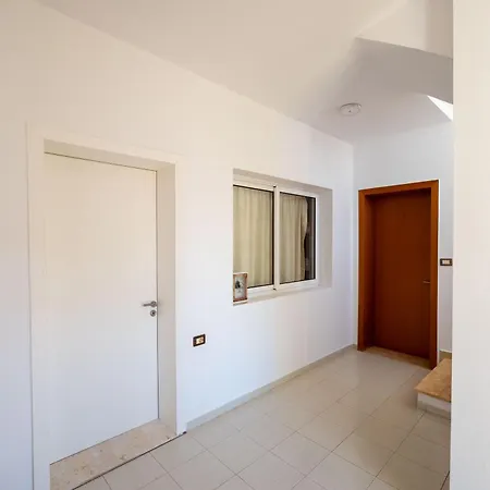 Apartmán Garden Dhesara