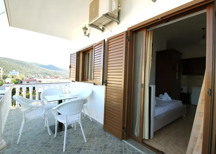 Garden Dhesara Апартаменты Ксамил