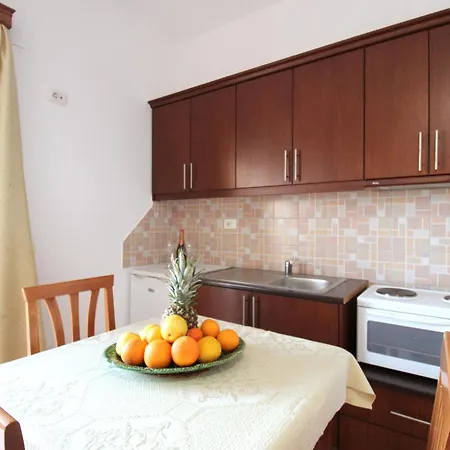 Garden Dhesara Apartment