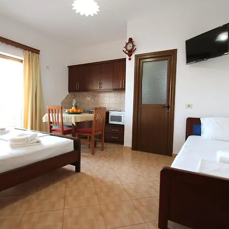Garden Dhesara Apartment *