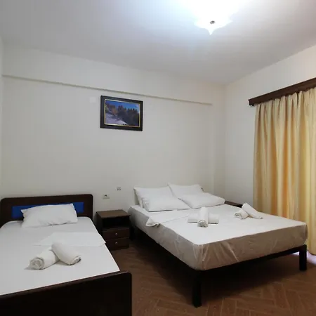 Apartment Garden Dhesara