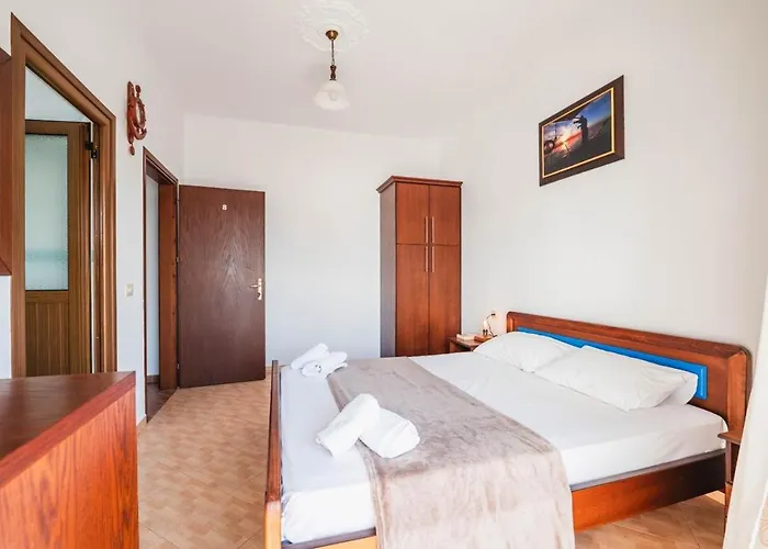 Garden Dhesara Apartment Ksamil