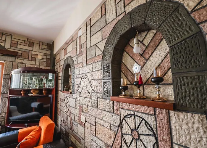 Apartment Garden Dhesara *